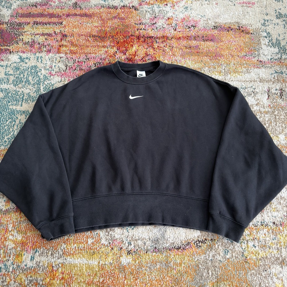 Nike Small Center Swoosh Oversized Cropped Sweatshirt Black Large